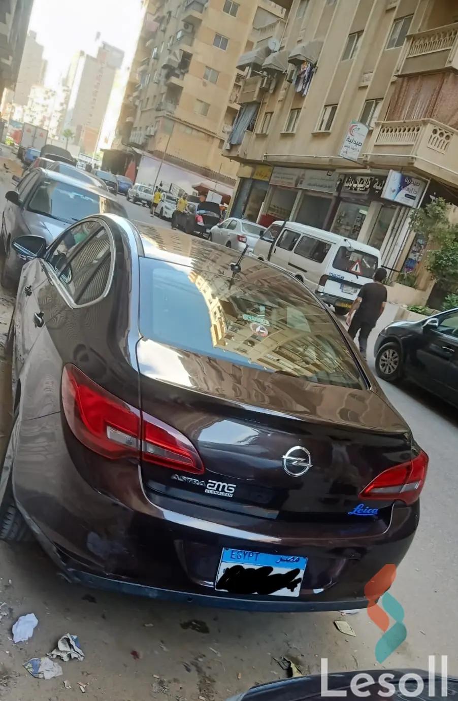 أوبل أسترا اوتوماتك مستعملة بني موديل 2018 - صورة 4