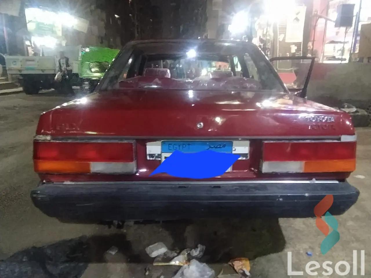 تويوتا 86 مانيوال مستعملة أحمر موديل 1985