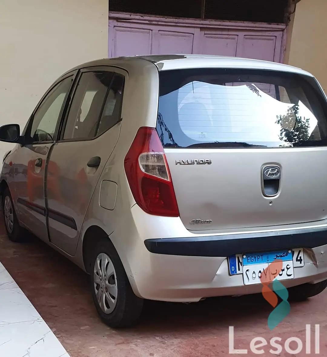 هيونداي i10 اوتوماتك مستعملة ذهبي موديل 2013