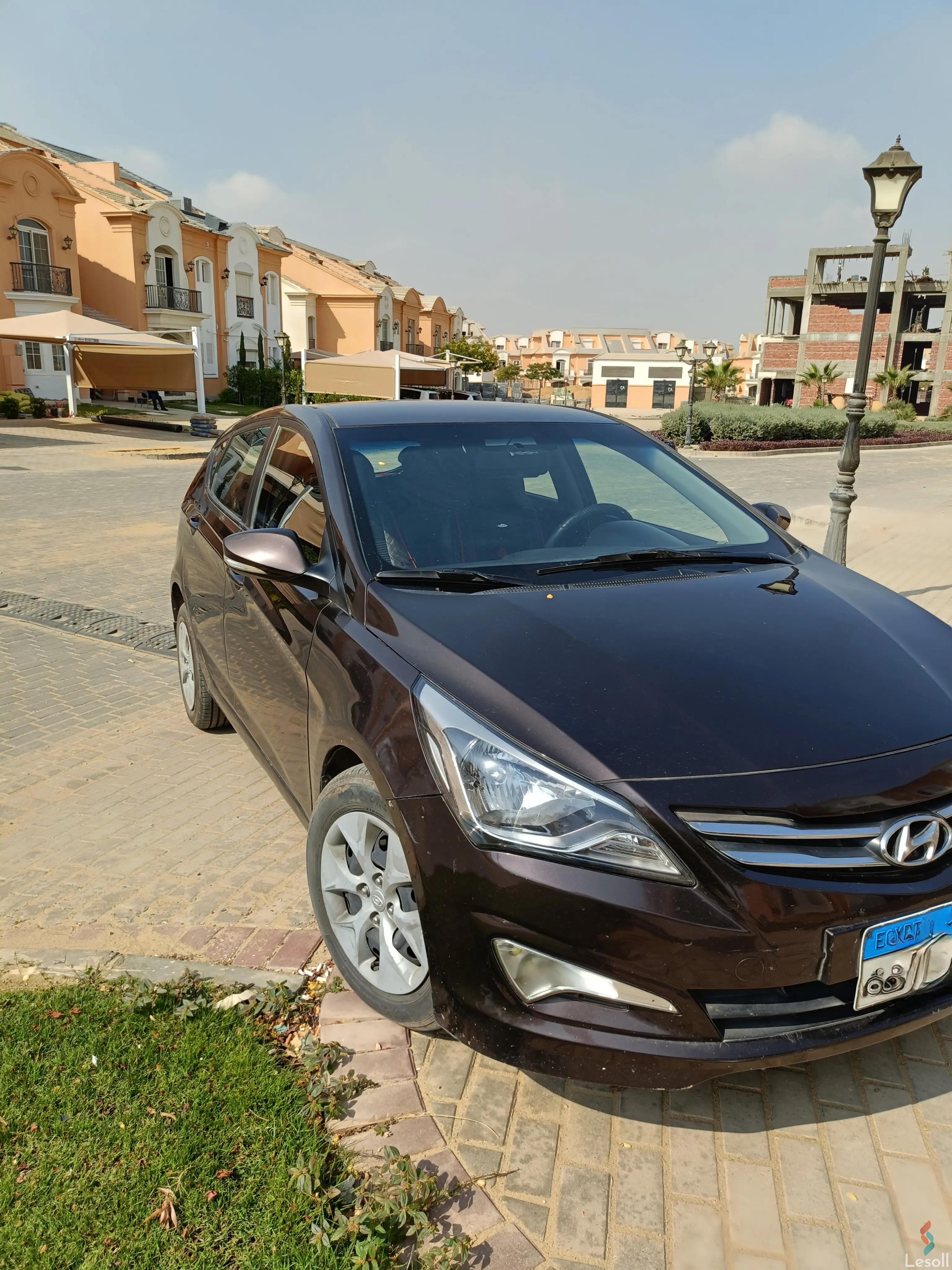 هيونداي أكسنت اوتوماتك مستعملة بني موديل 2016