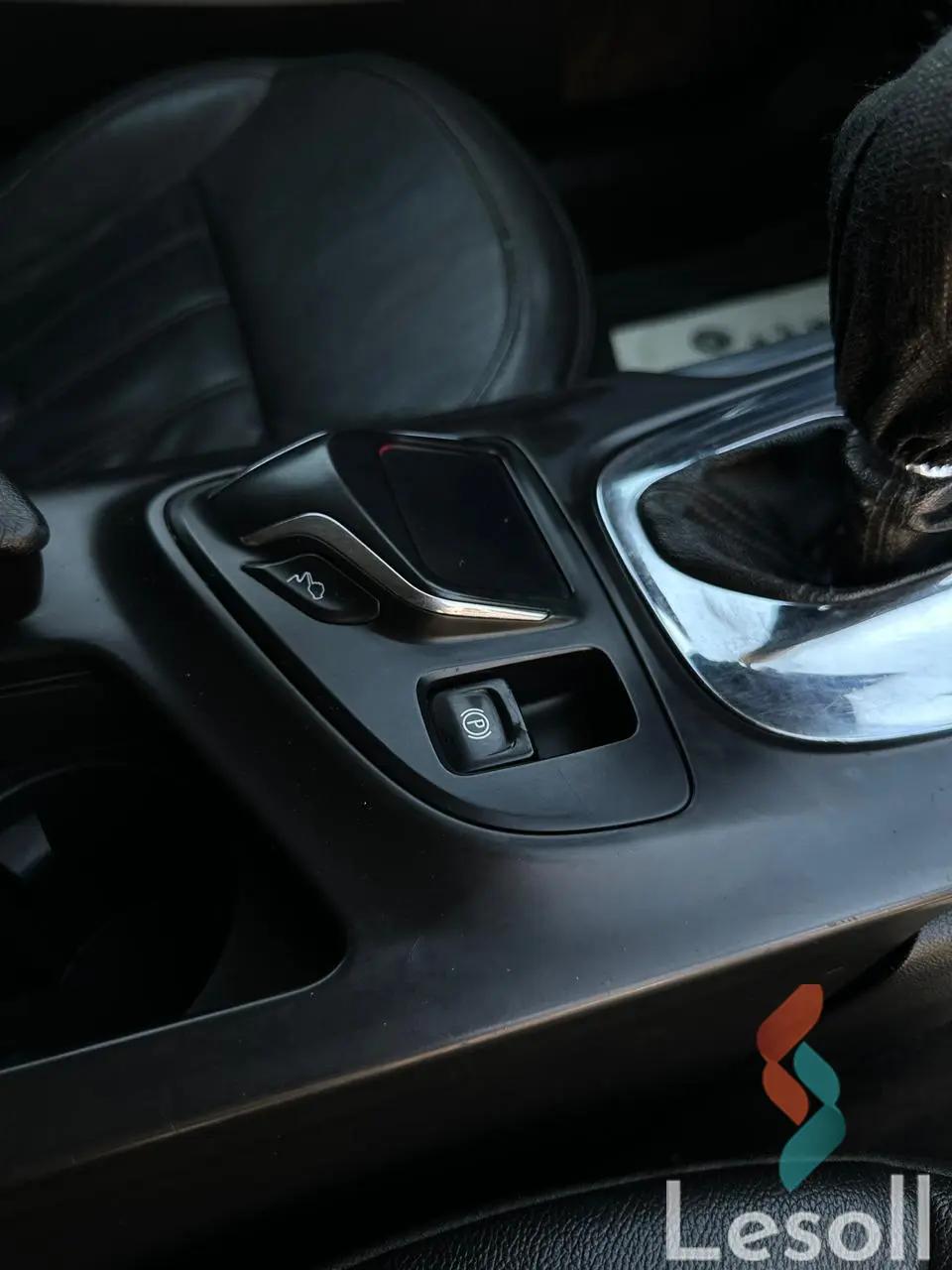 أوبل إنسيجنيا اوتوماتك مستعملة فضي موديل 2014