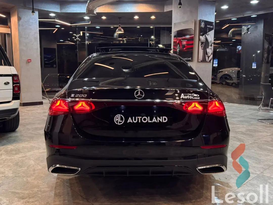 مرسيدس بنز اي ٢٠٠ اوتوماتك جديدة أسود موديل 2024