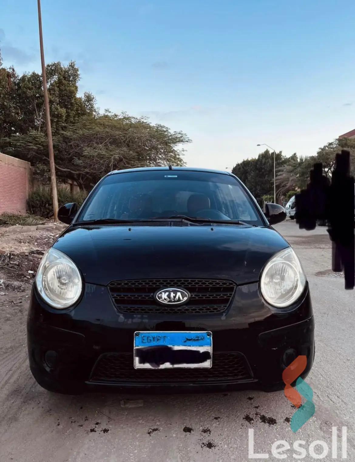 كيا بيكانتو مانيوال مستعملة أسود موديل 2010