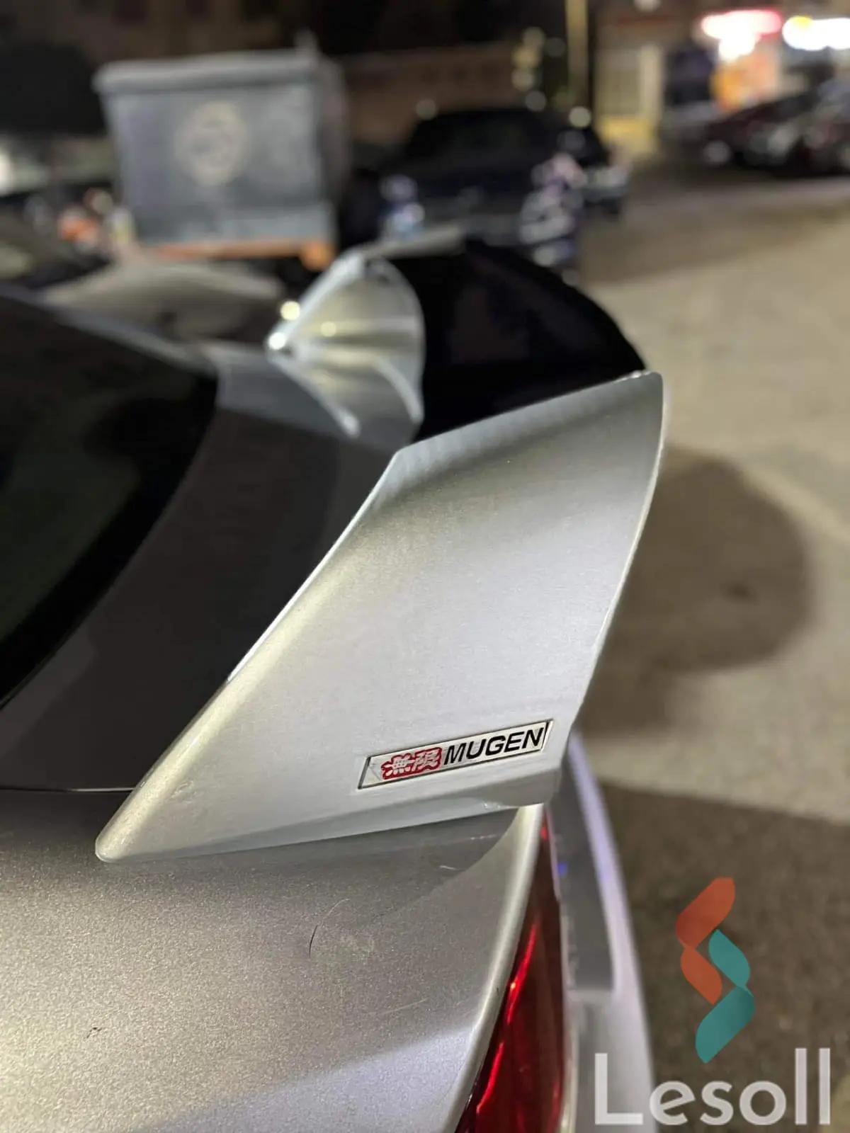 هوندا سيفيك اوتوماتك مستعملة فضي موديل 2010