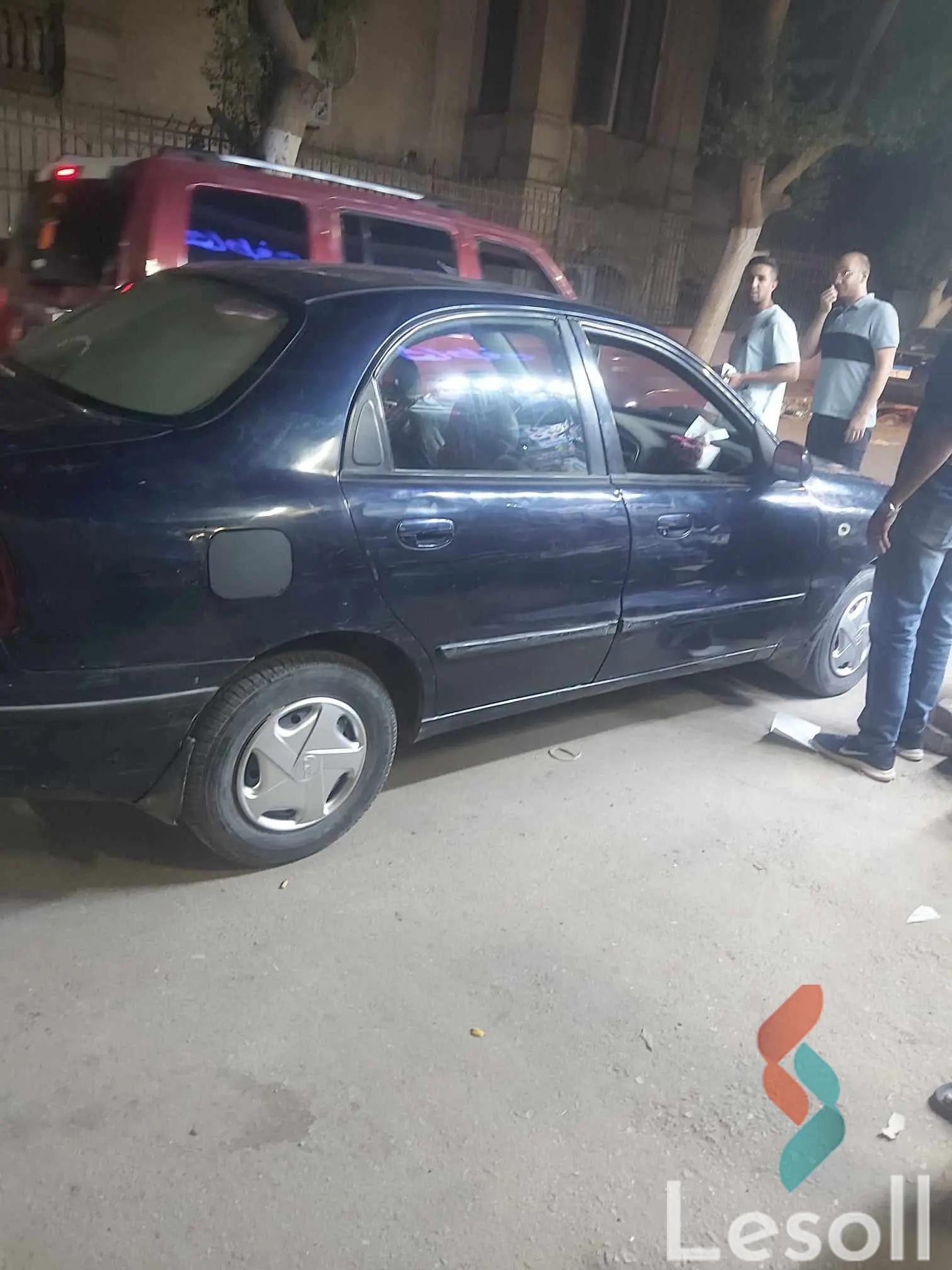 دايو لانوس مانيوال مستعملة كحلي موديل 2008 - صورة 3