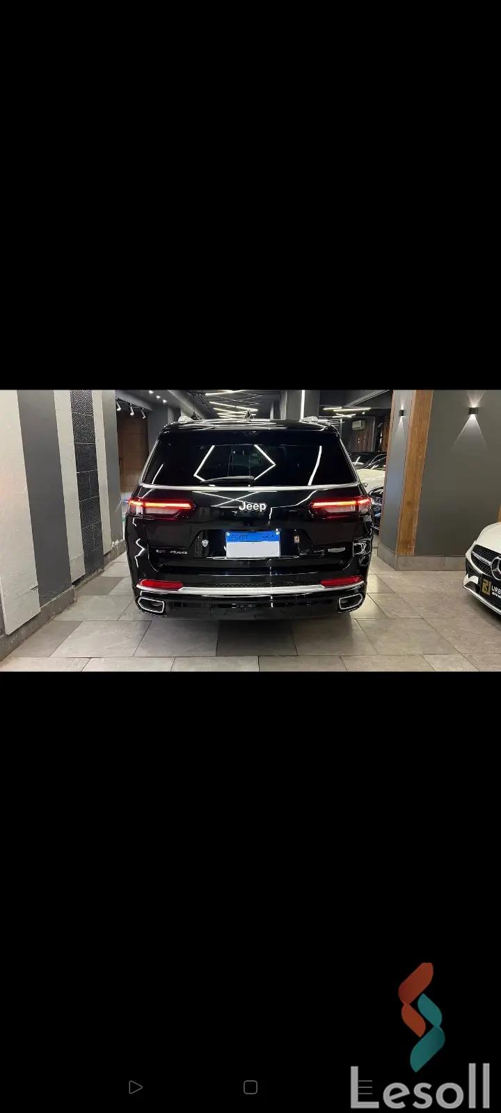 جيب جراند شيروكي اوتوماتك مستعملة أسود موديل 2022