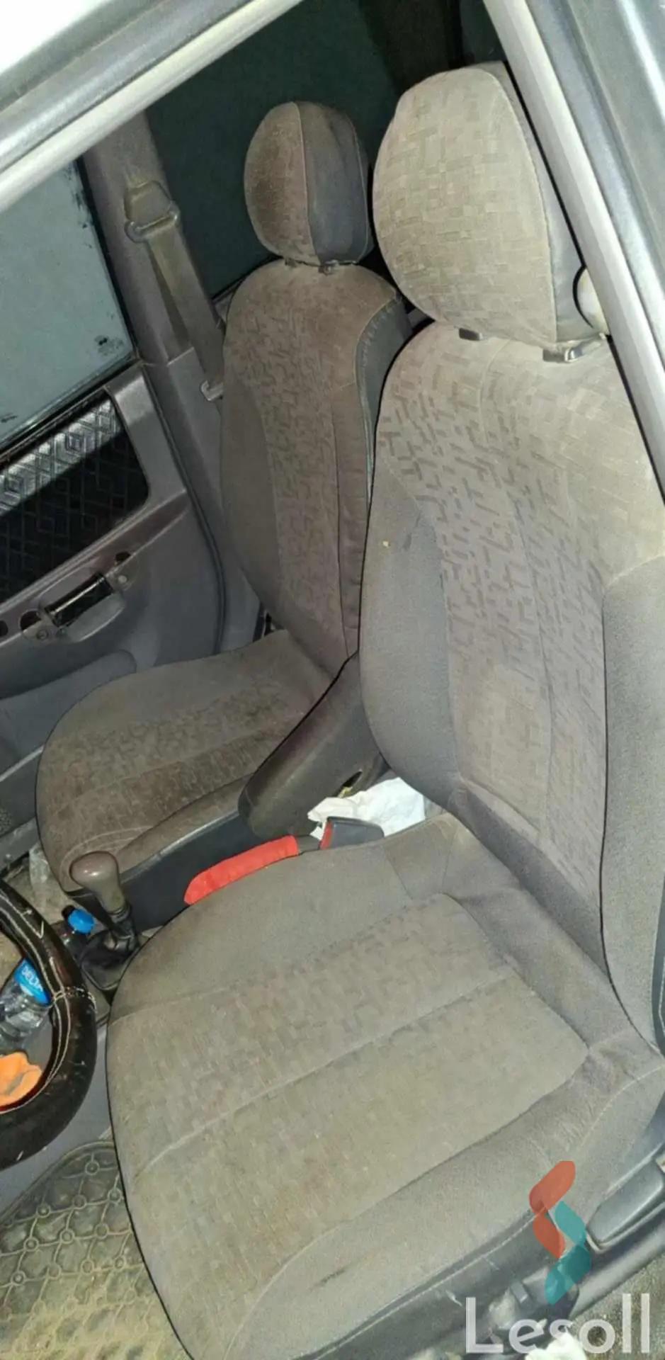 Hyundai accent manual used silver model 2015 - Image 2