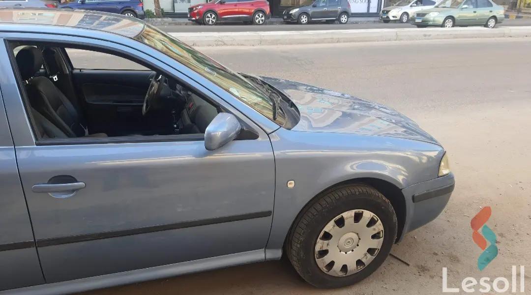 سكودا أوكتافيا مانيوال مستعملة أزرق سماوي موديل 2008 - كل الصور