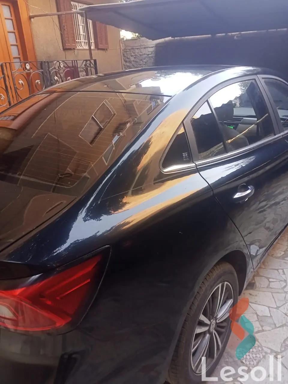 ام جى 5 اوتوماتك مستعملة أسود موديل 2021 - صورة 4