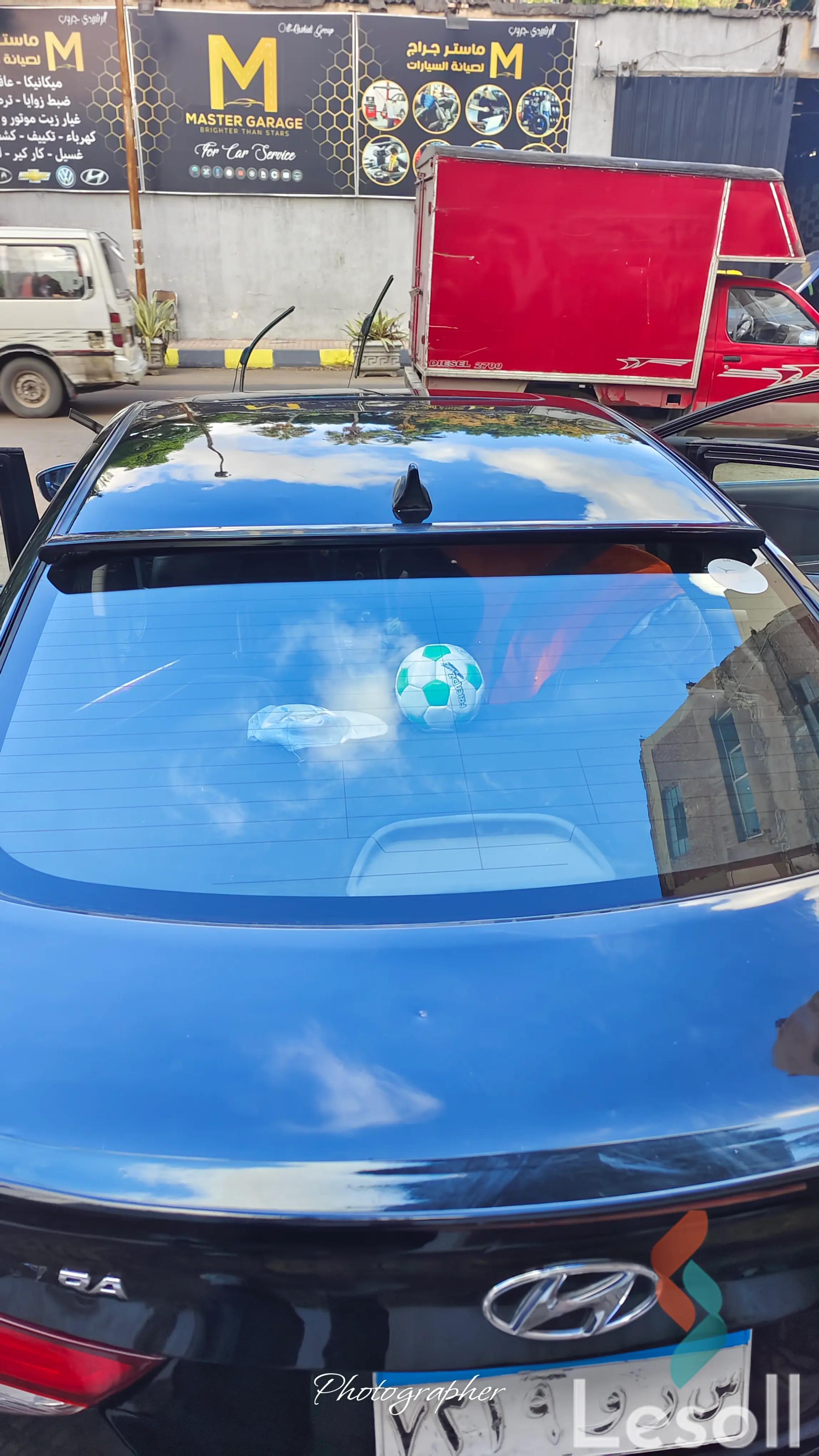 هيونداي إلنترا اوتوماتك مستعملة أسود موديل 2015 - صورة 3