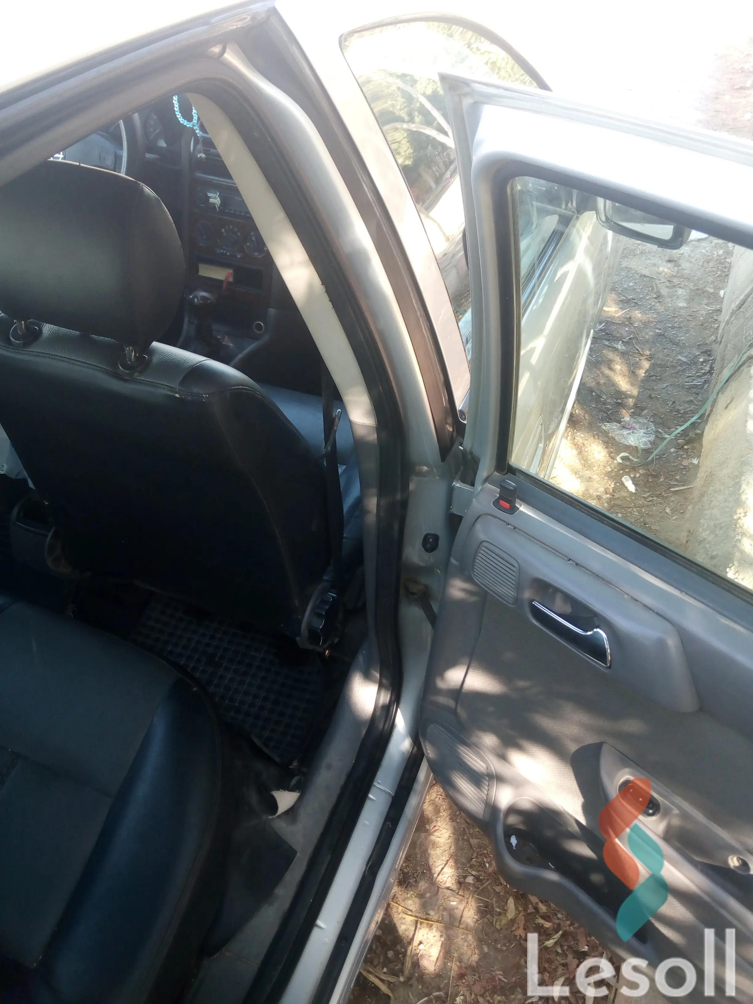 أوبل أسترا اوتوماتك مستعملة فضي موديل 2005 - كل الصور