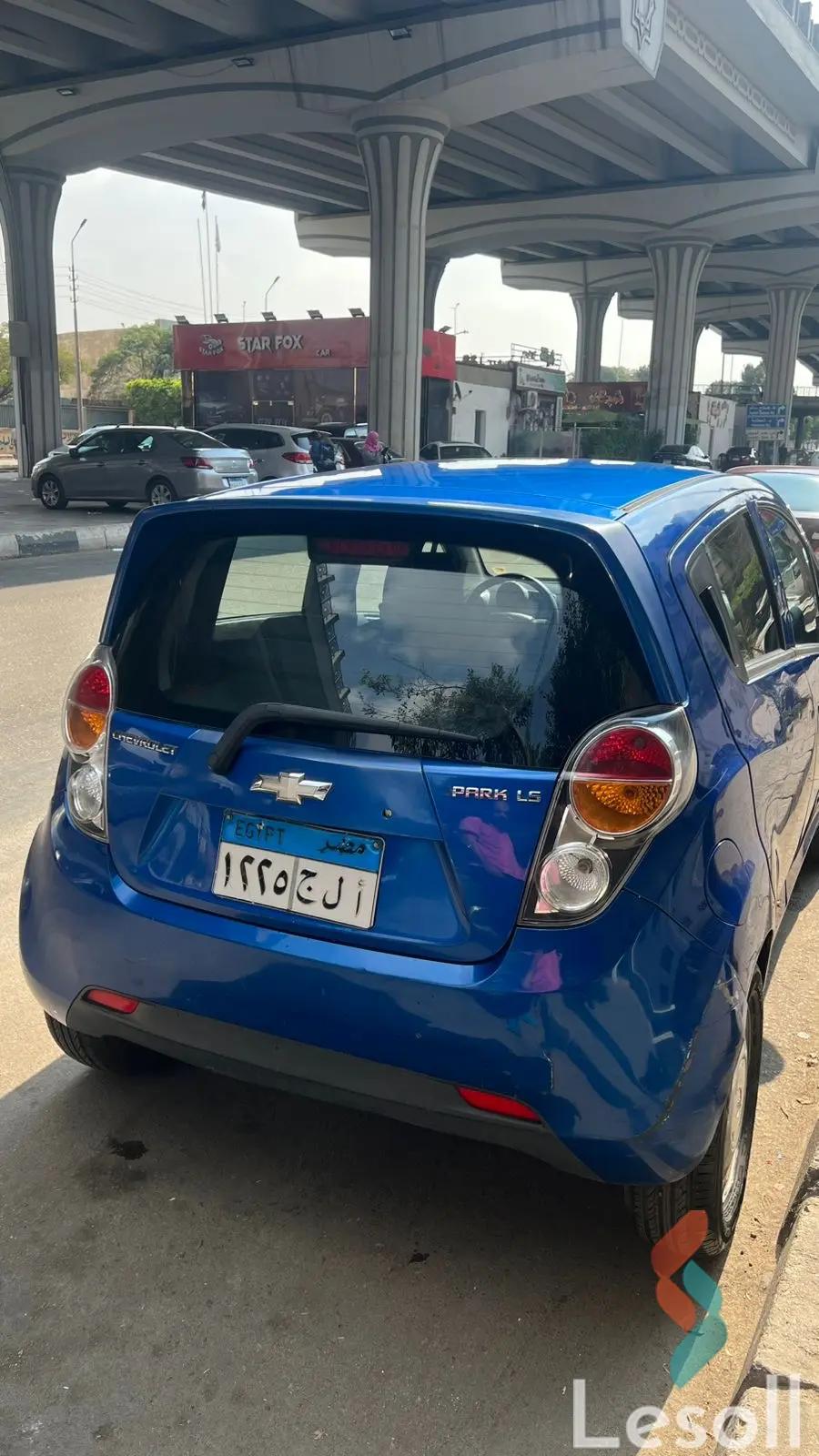 شيفروليه سبارك مانيوال مستعملة أزرق موديل 2012 - صورة 4