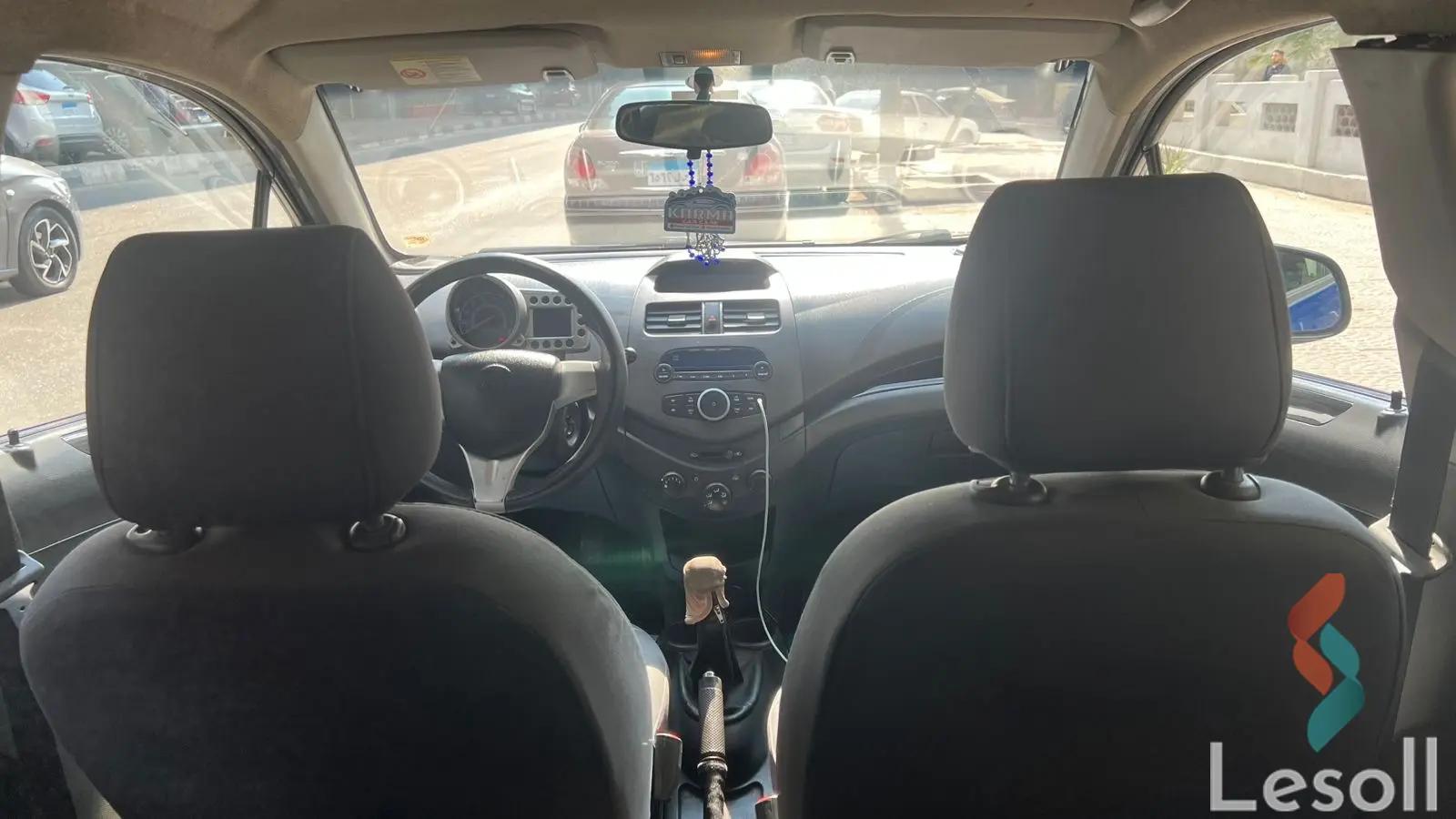 شيفروليه سبارك مانيوال مستعملة أزرق موديل 2012 - صورة 3