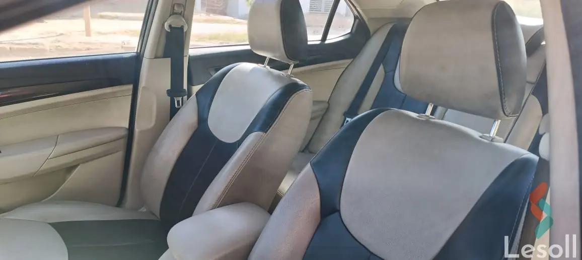 ام جى 360 اوتوماتك مستعملة أسود موديل 2019 - صورة 2