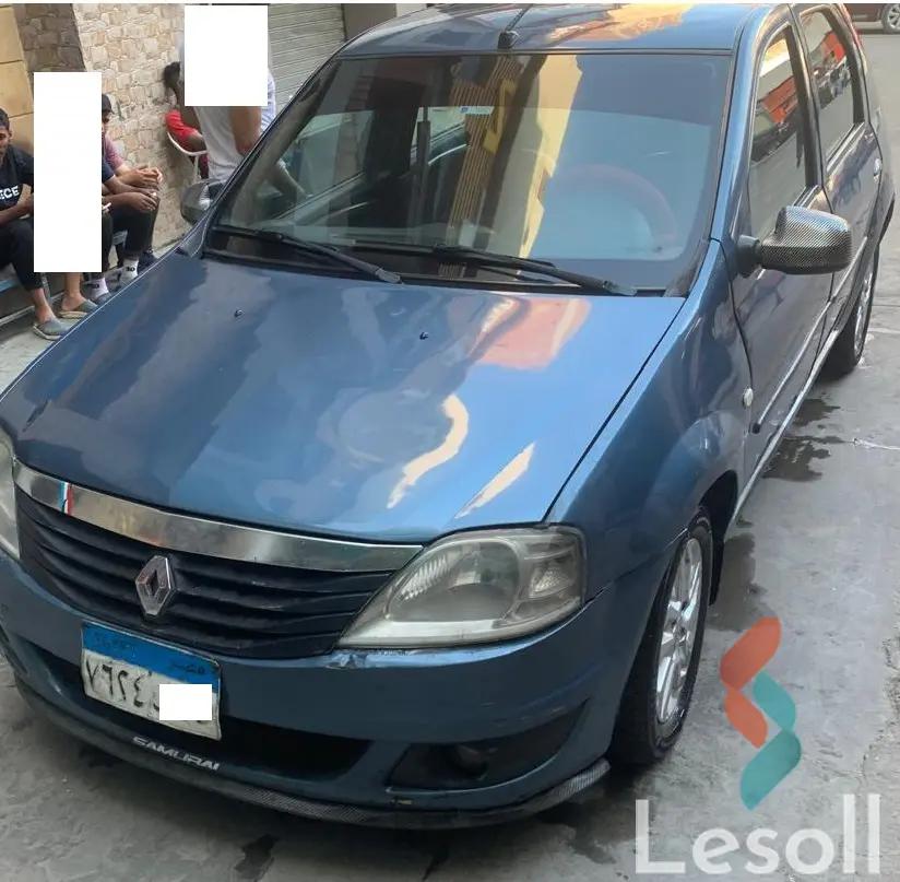 رينو لوجان اوتوماتك مستعملة أزرق موديل 2014 - صورة 2