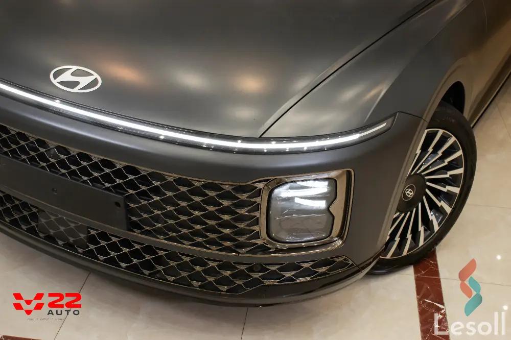 هيونداي أزيرا اوتوماتك جديدة فضي موديل 2023 - كل الصور