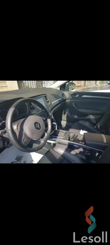 رينو ميجان اوتوماتك مستعملة أبيض موديل 2021 - صورة 4