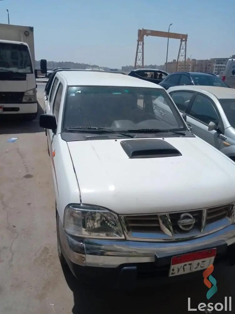 نيسان إكس-تريل مانيوال مستعملة أبيض موديل 2021 - صورة 4