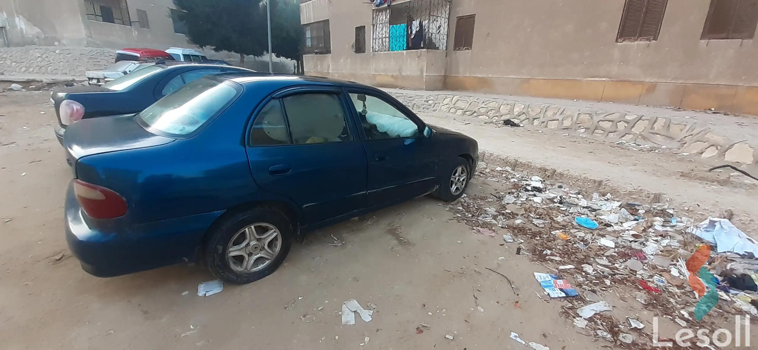 هيونداي أكسنت مانيوال مستعملة أزرق موديل 2000