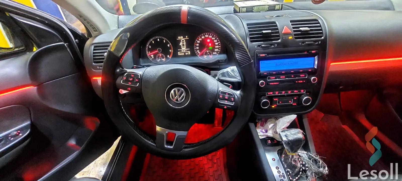 فولكس واجن جيتا اوتوماتك مستعملة أسود موديل 2011 - صورة 3