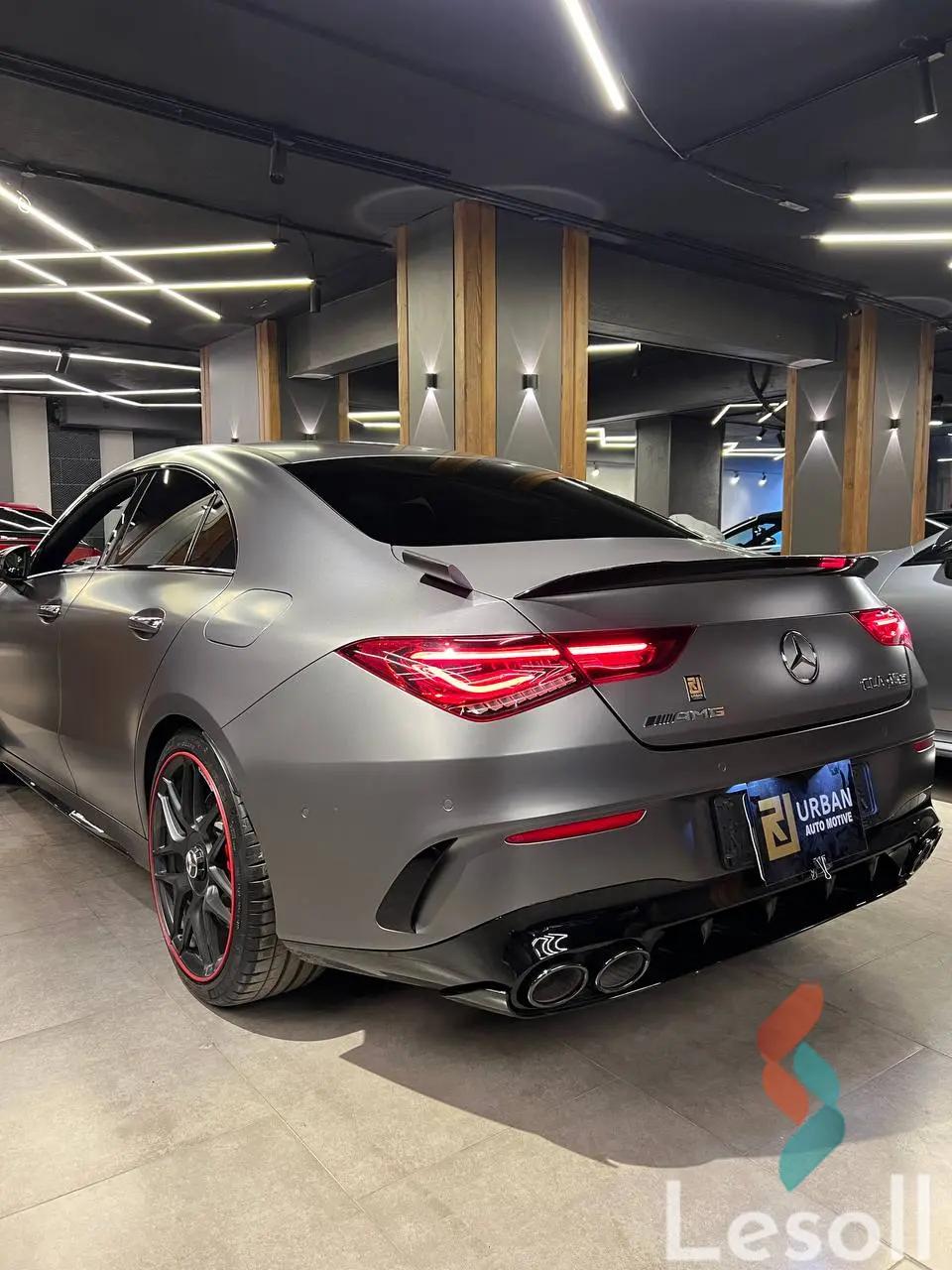 مرسيدس بنز سي ال اي ٤٥ اس اوتوماتك مستعملة أسود موديل 2023 - صورة 4