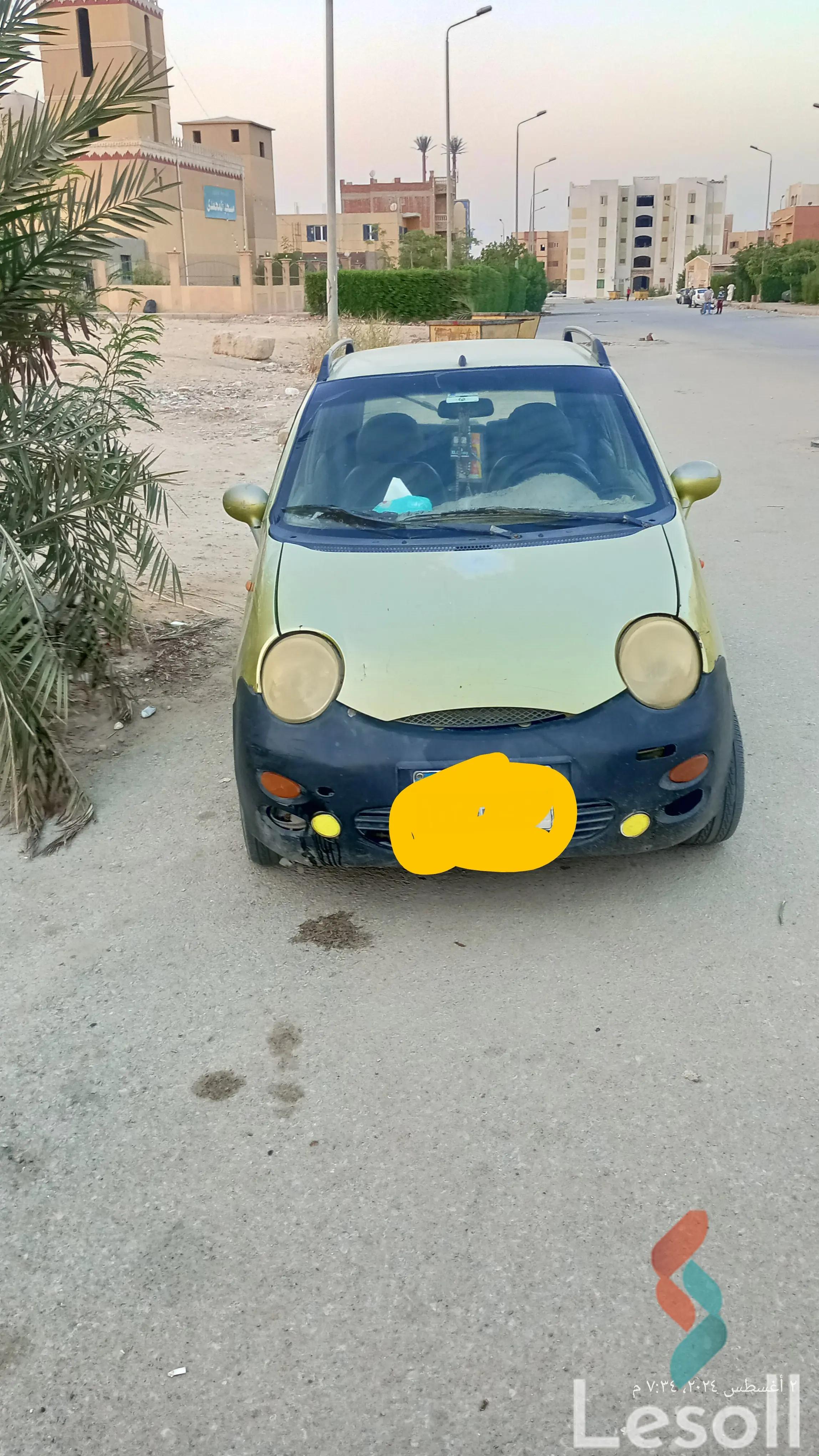 شيري كيو كيو مانيوال مستعملة أصفر موديل 2009 - صورة 2