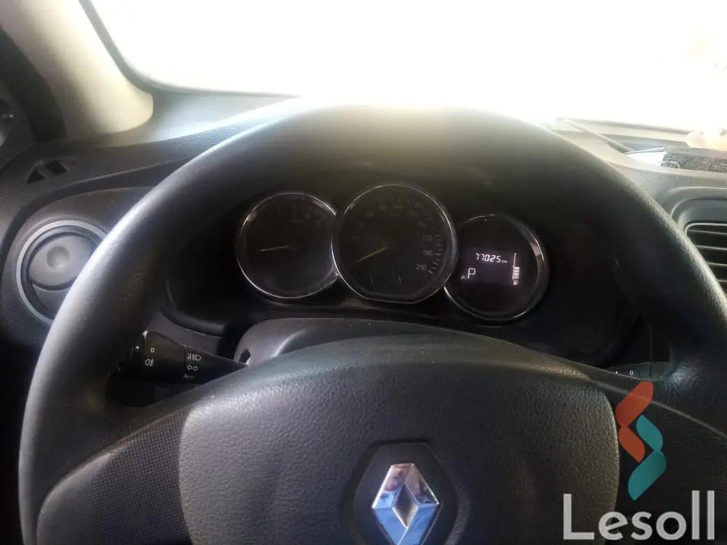 رينو لوجان اوتوماتك مستعملة فضي موديل 2015 - صورة 2