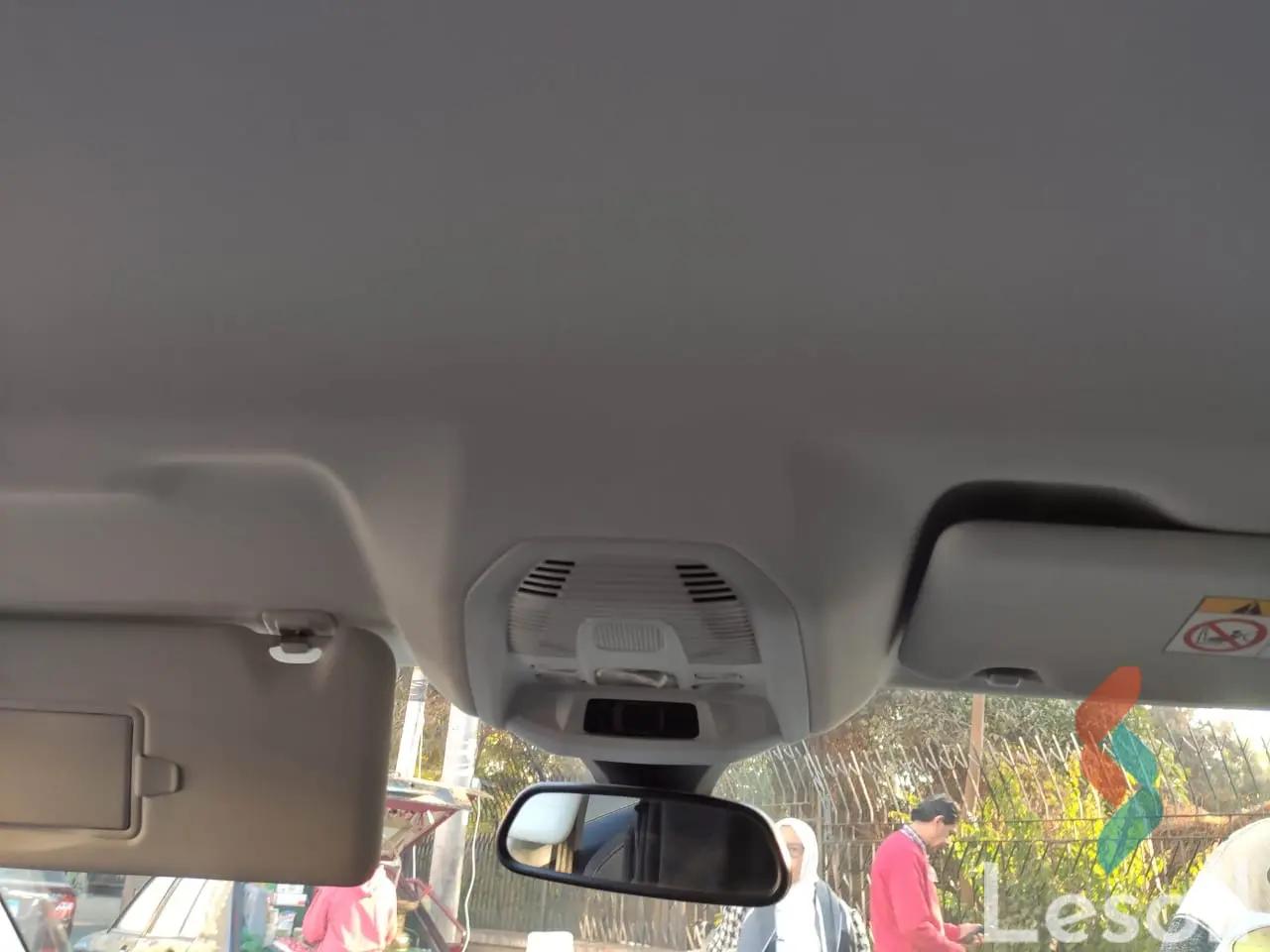 بيجو 3008 اوتوماتك مستعملة فضي موديل 2021 - صورة 3