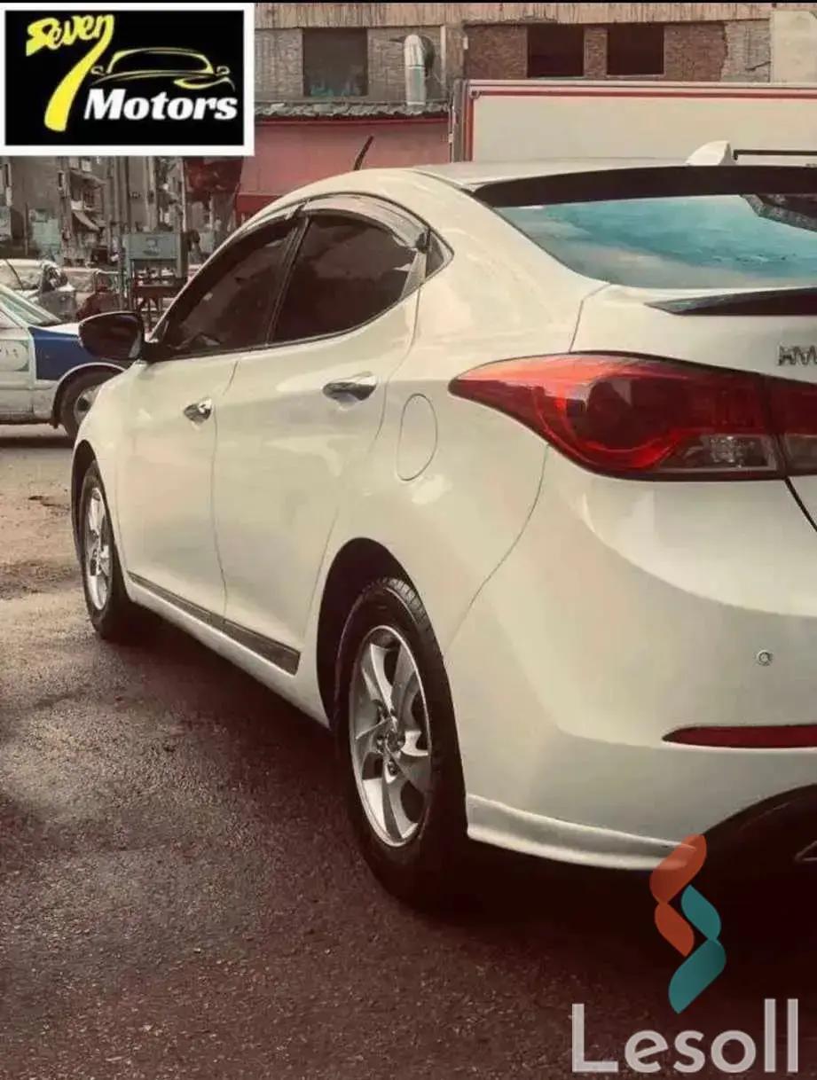 هيونداي إلنترا اوتوماتك مستعملة أبيض موديل 2012