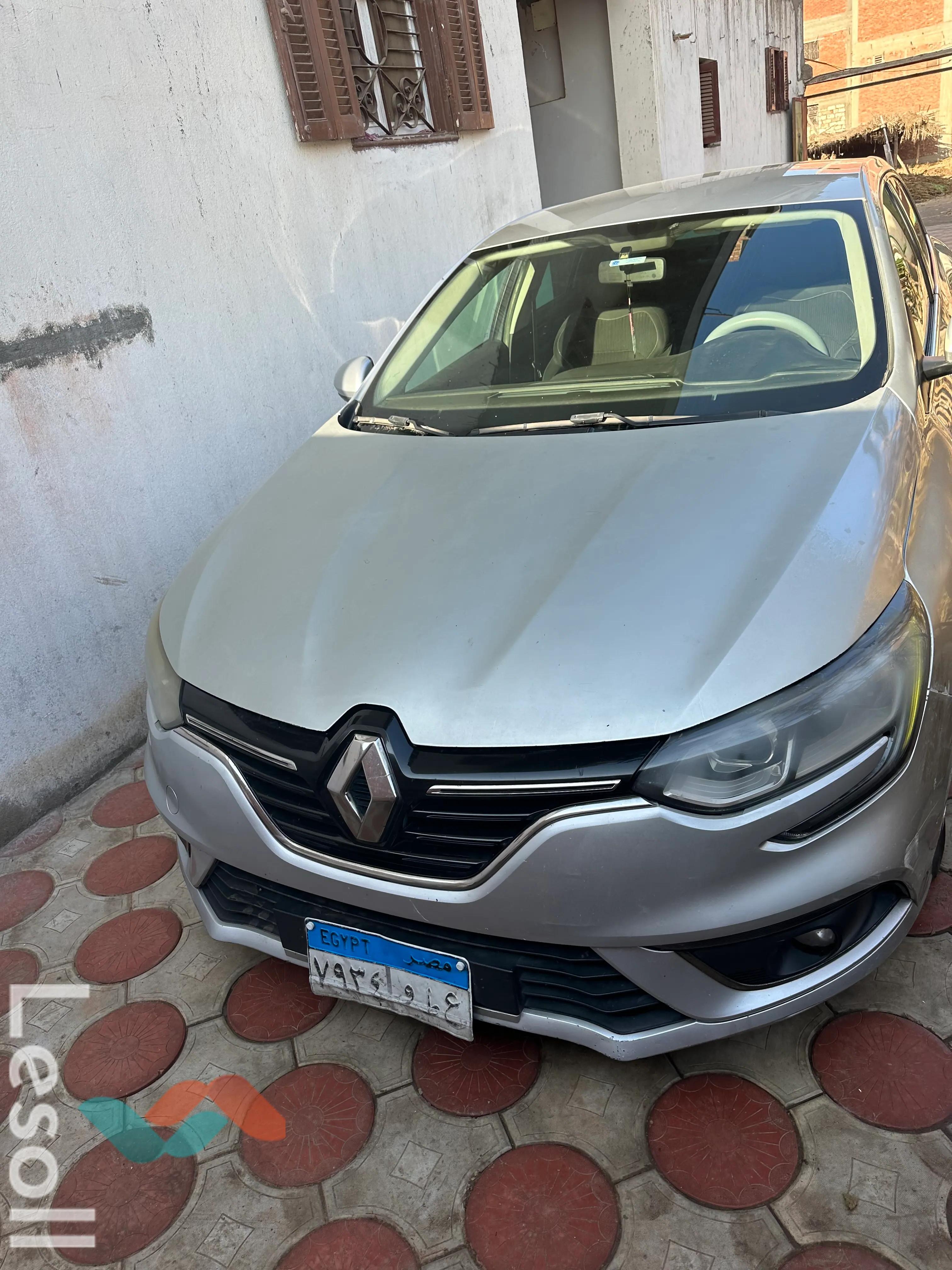 رينو ميجان اوتوماتك مستعملة فضي موديل 2019 - الصورة الرئيسية