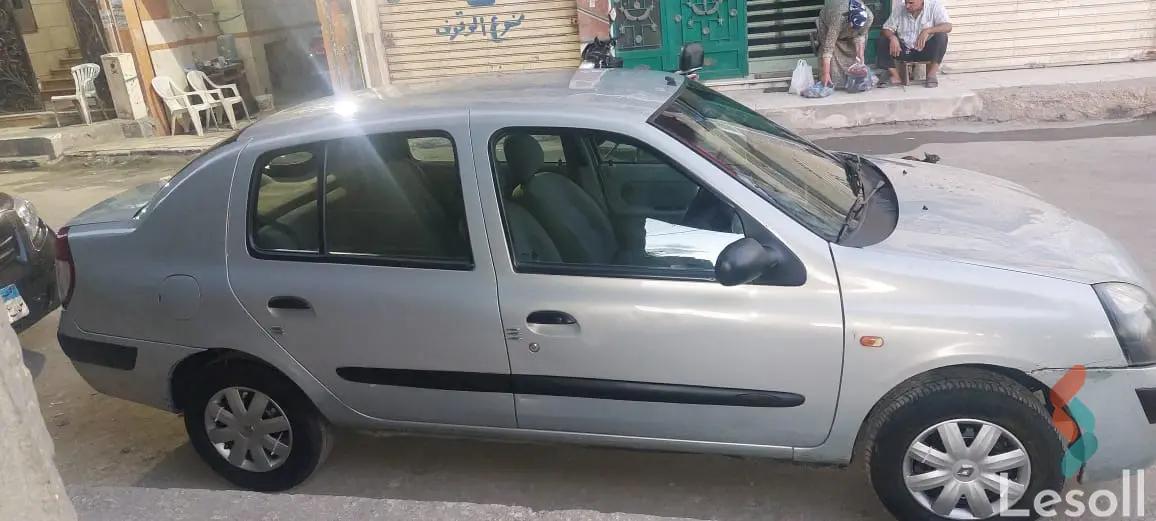 رينو كليو مانيوال مستعملة أزرق سماوي موديل 2005 - صورة 3