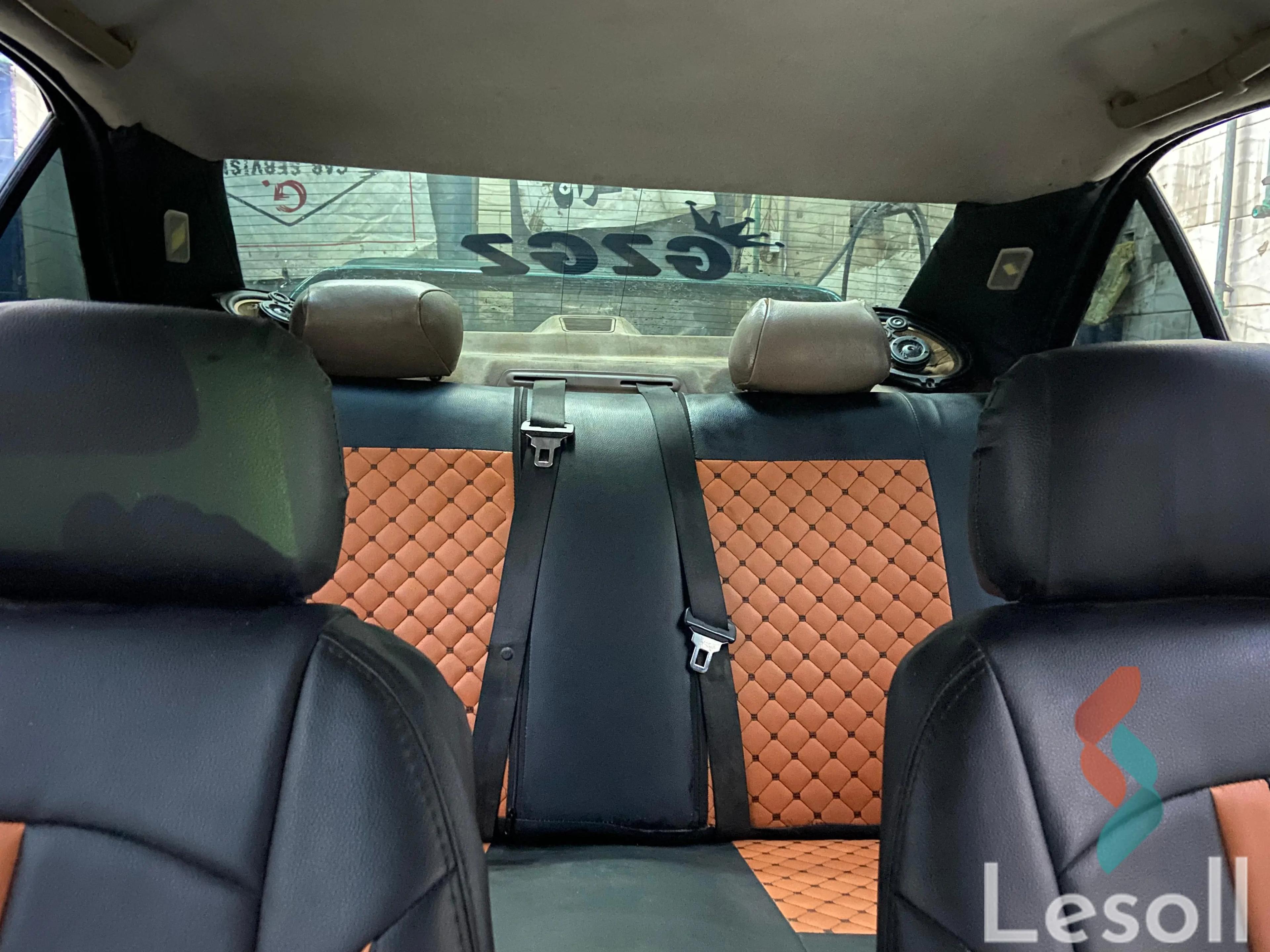 بي ام دبليو 318i مانيوال مستعملة أخضر موديل 1993