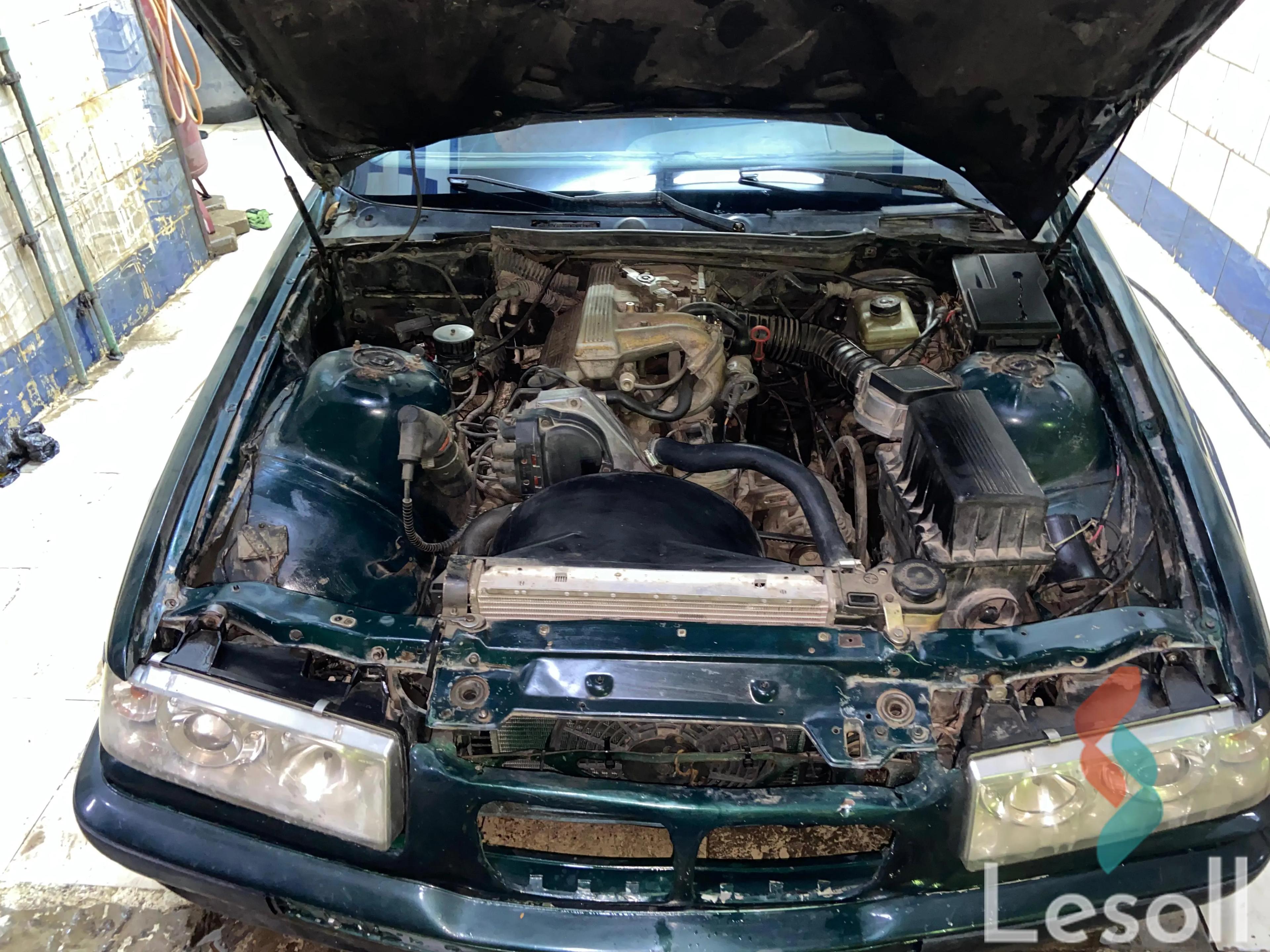 بي ام دبليو 318i مانيوال مستعملة أخضر موديل 1993 - كل الصور