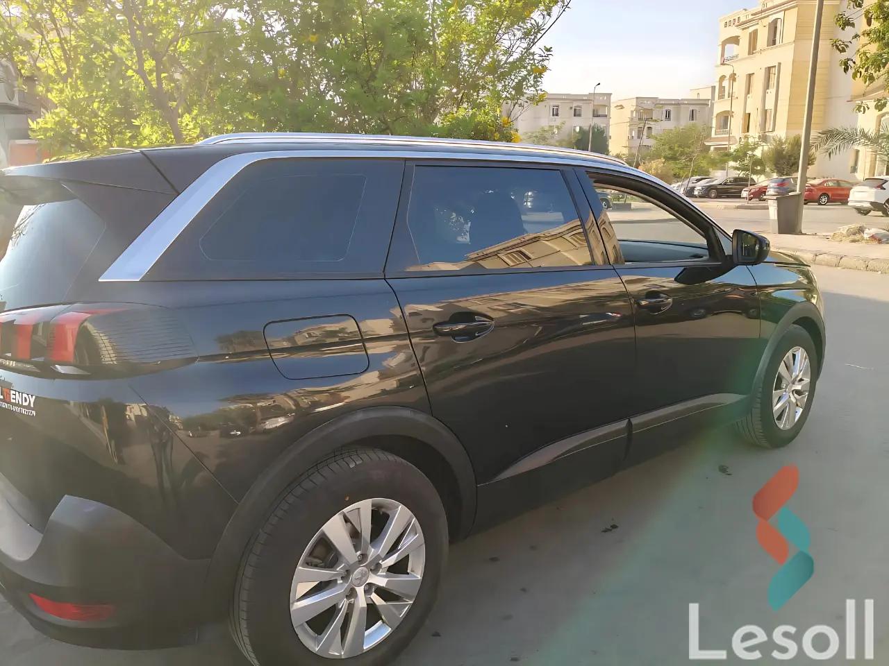 بيجو 5008 اوتوماتك مستعملة أسود موديل 2019 - كل الصور