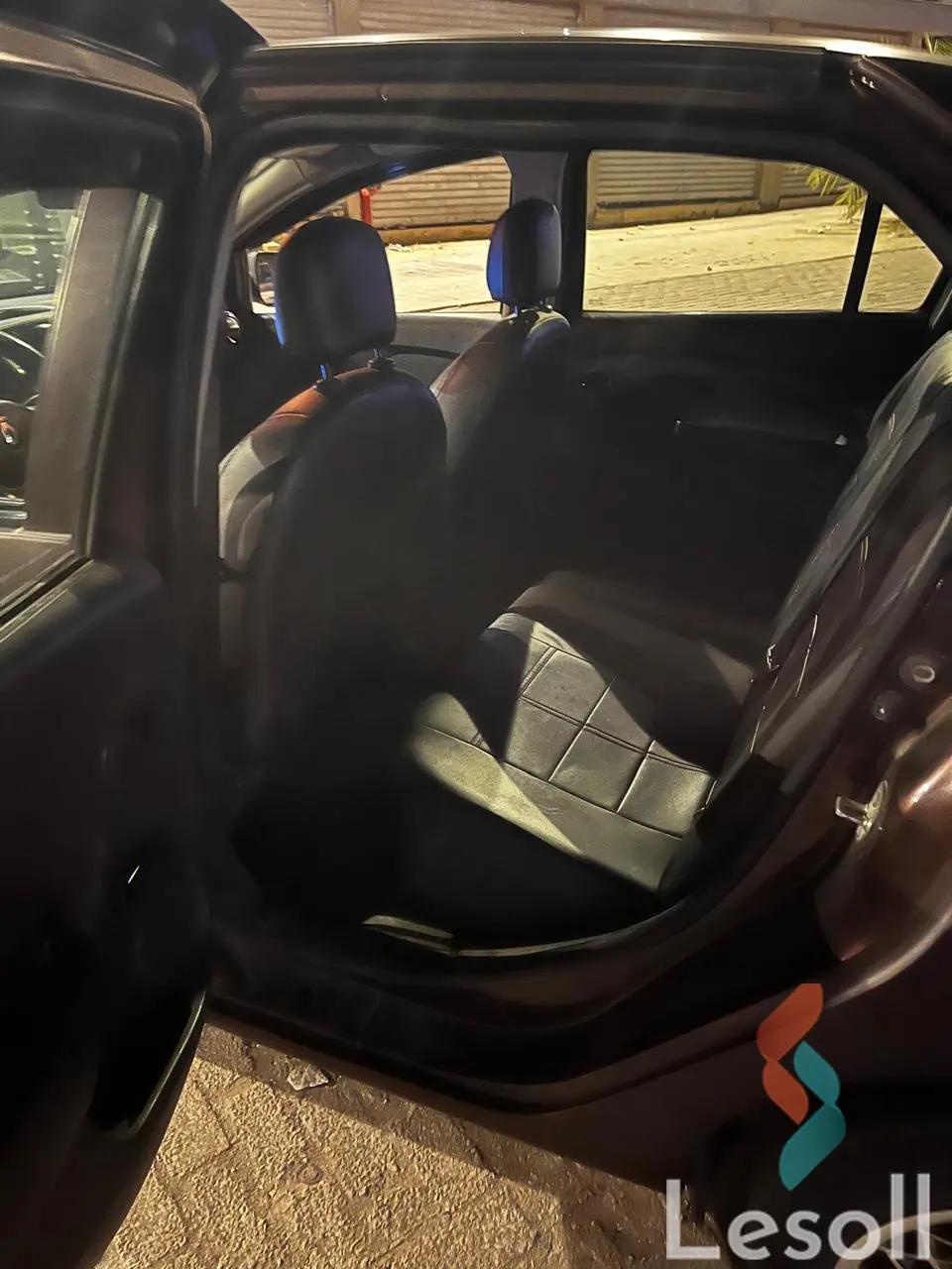 رينو لوجان اوتوماتك مستعملة بني موديل 2018 - صورة 3