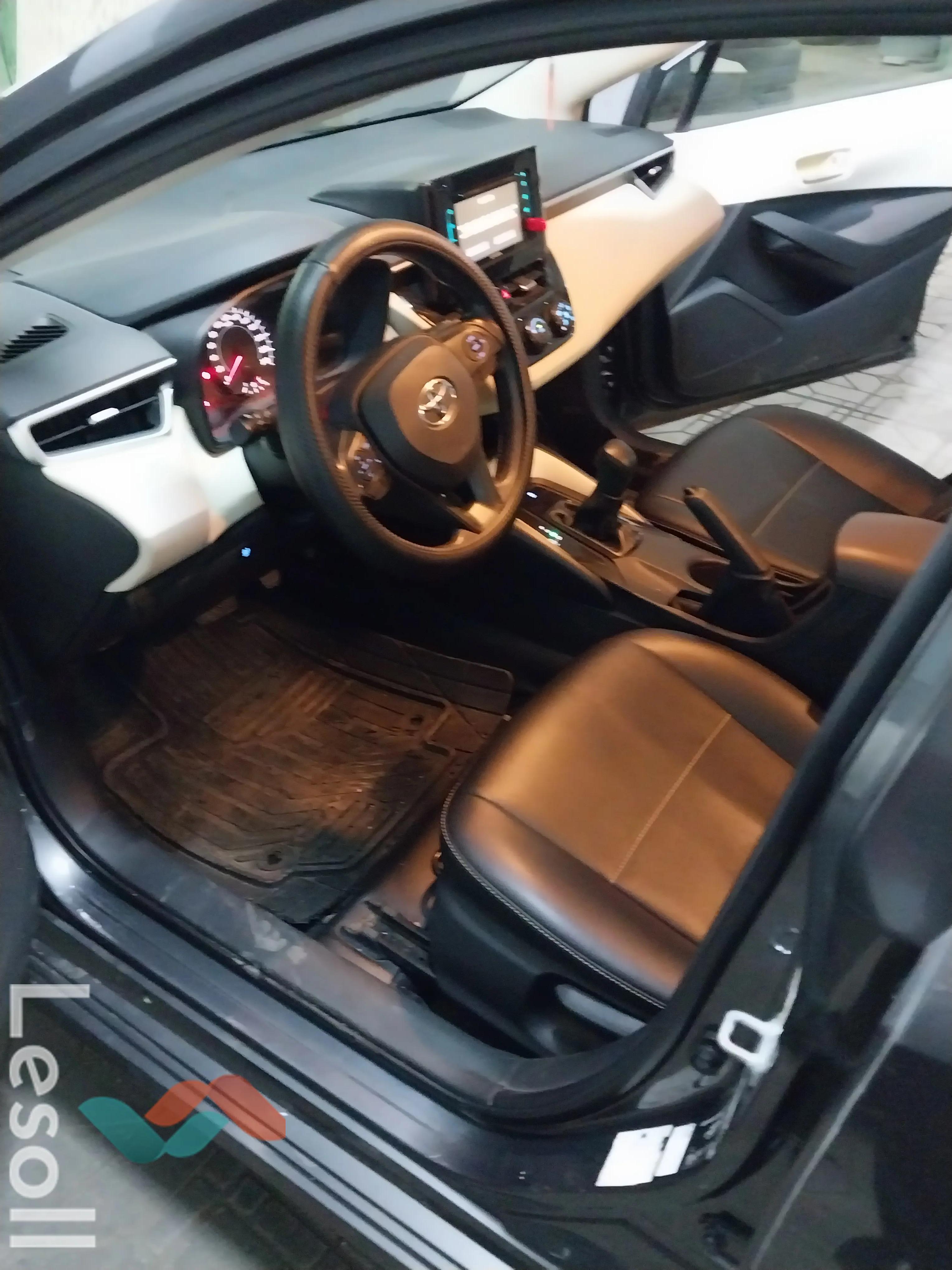 تويوتا كورولا اوتوماتك مستعملة رمادي داكن موديل 2020 - كل الصور