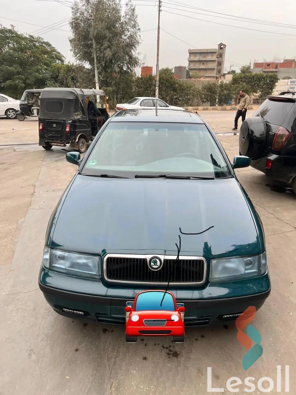 سكودا أوكتافيا مانيوال مستعملة أخضر موديل 1998 - صورة 4