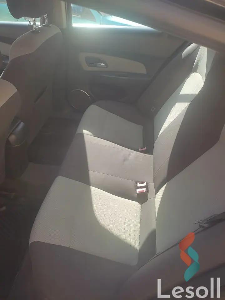 شيفروليه كروز اوتوماتك مستعملة أسود موديل 2016 - صورة 4