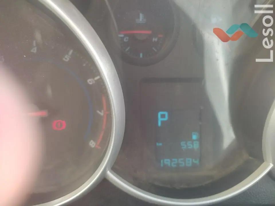 شيفروليه كروز اوتوماتك مستعملة أسود موديل 2016 - صورة 2