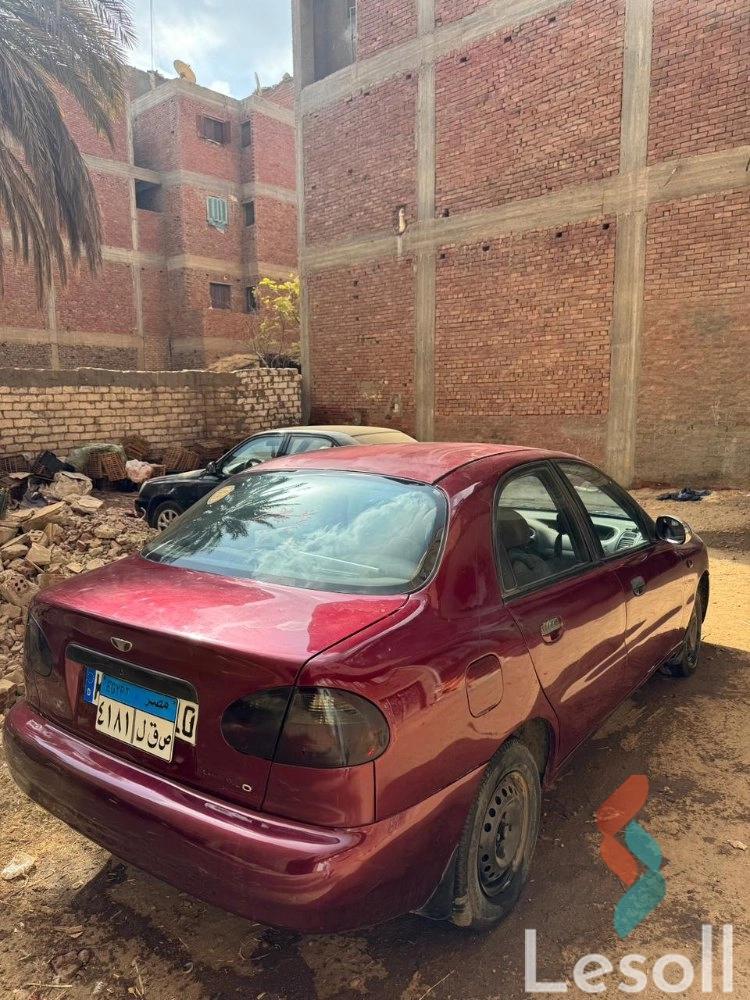 دايو لانوس مانيوال مستعملة نبيتي موديل 1999