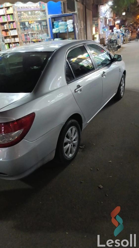 بى واى دى إف 3 اوتوماتك مستعملة فضي موديل 2015