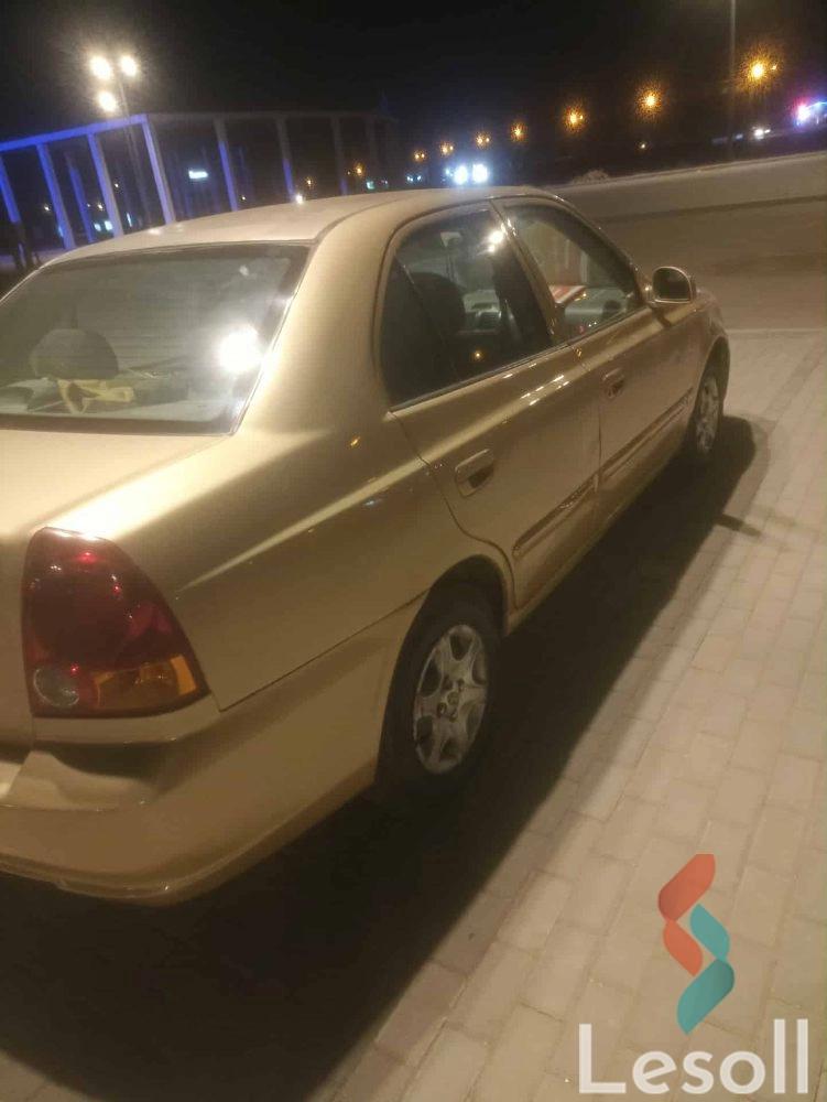 هيونداي فيرنا مانيوال مستعملة ذهبي موديل 2003
