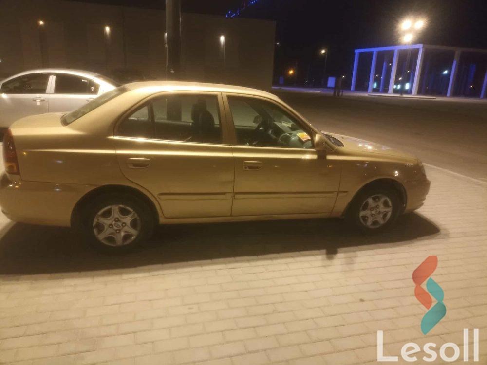 هيونداي فيرنا مانيوال مستعملة ذهبي موديل 2003