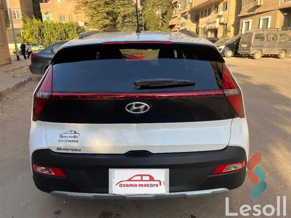 هيونداي i20 اوتوماتك مستعملة أبيض موديل 2022