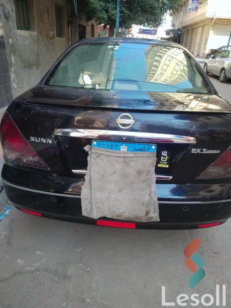 نيسان صني مانيوال مستعملة أسود موديل 2010