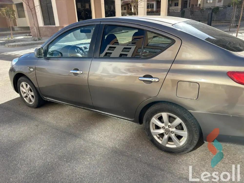 نيسان صني اوتوماتك مستعملة برونزي موديل 2014 - كل الصور