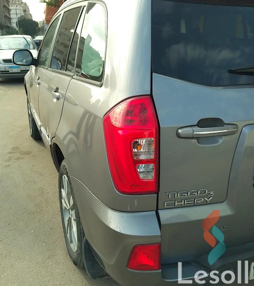 شيري تيجو 3 اوتوماتك مستعملة فضي موديل 2023 - صورة 3