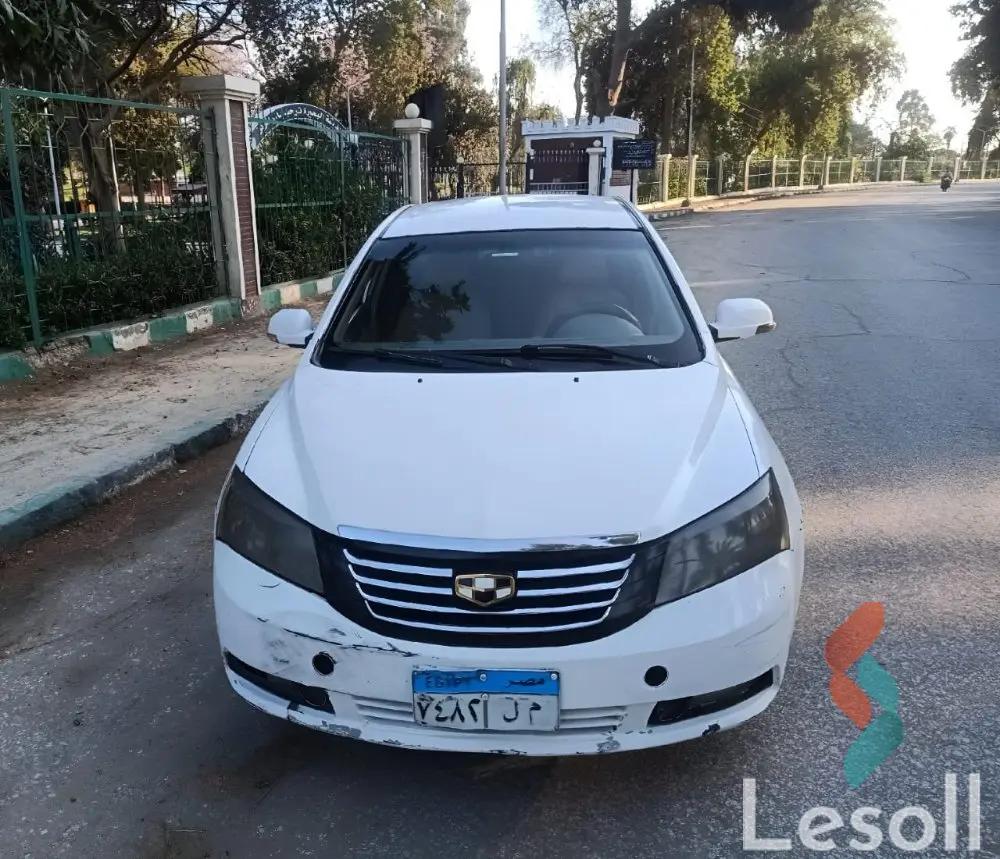 جيلي إمجراند 7 مانيوال مستعملة أبيض موديل 2014