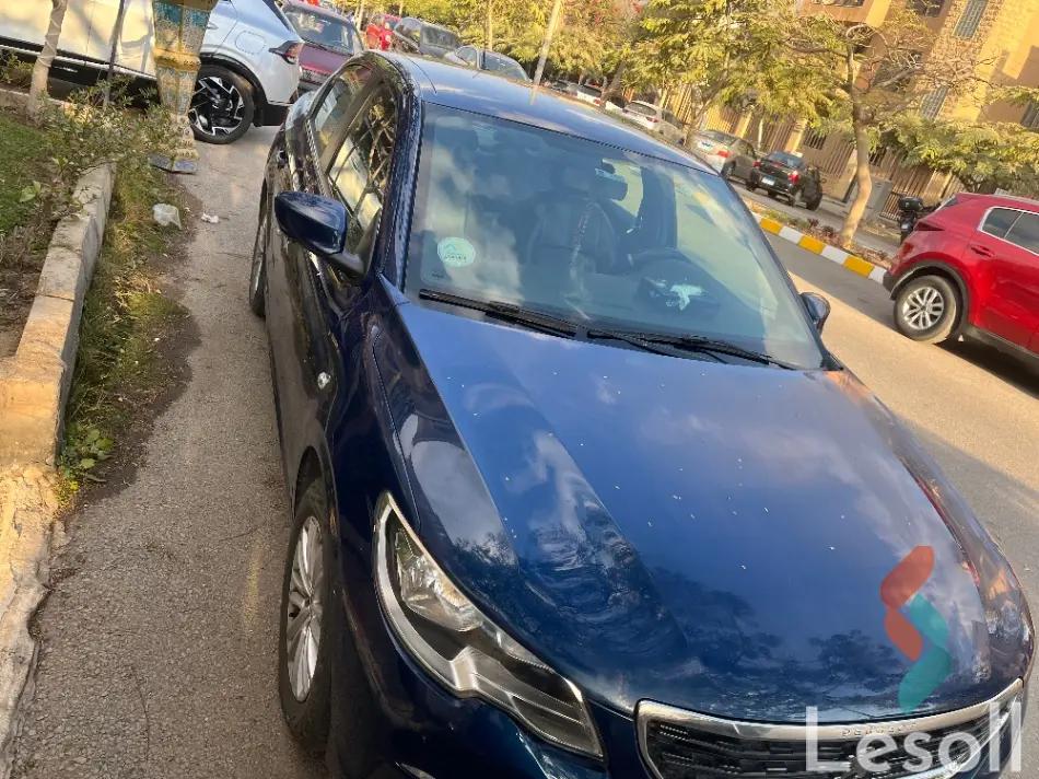 بيجو 301 اوتوماتك مستعملة أزرق موديل 2020 - صورة 2