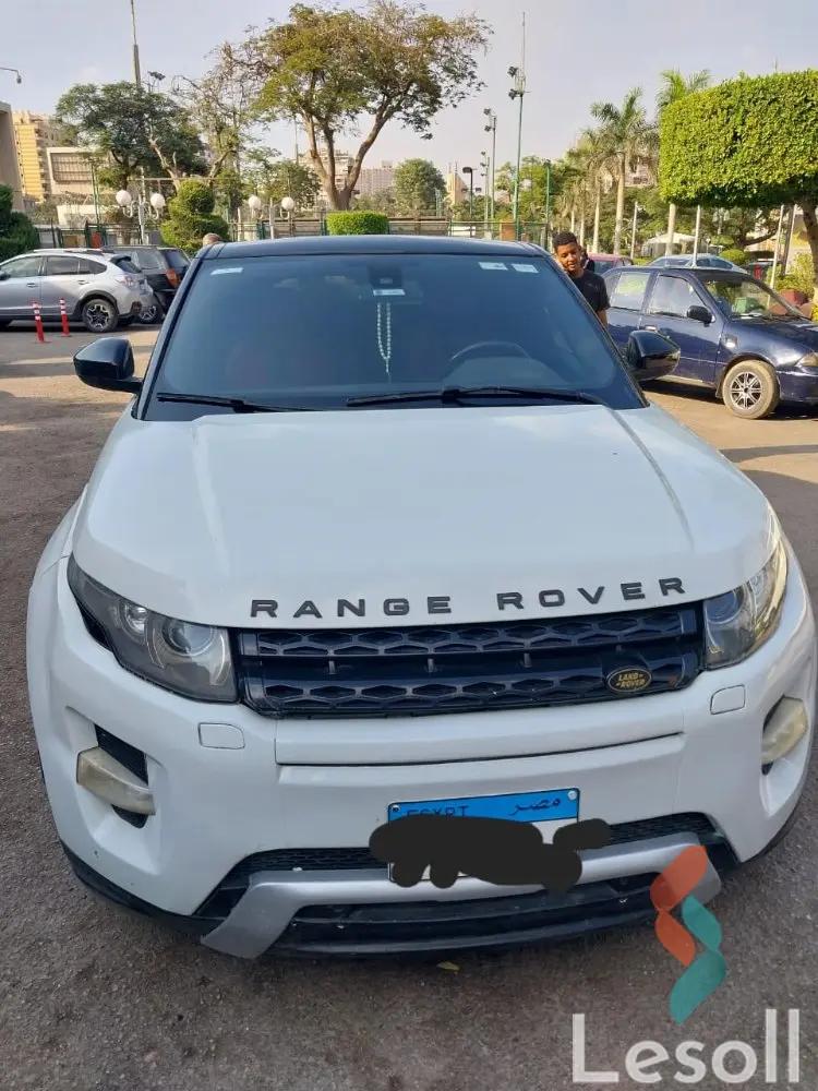 لاند روفر رينج روفر إيفوك اوتوماتك مستعملة أبيض موديل 2015 - صورة 4